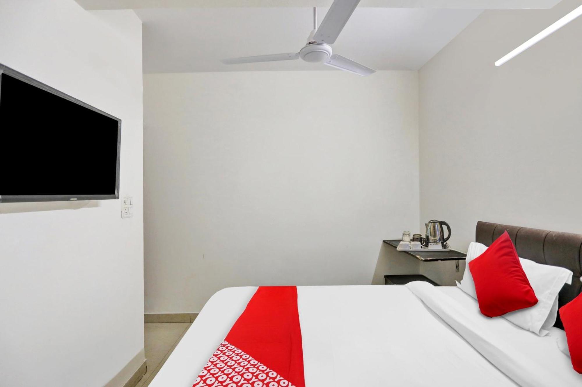 Hotel O Kalkaji Delhi New Delhi Ngoại thất bức ảnh